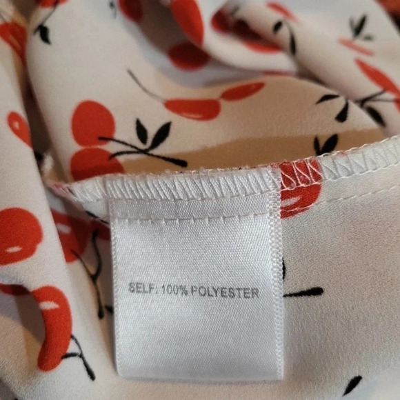 Rose & Olive Cherry Patterned V-Neck Blouse - White and Red size Large - Picture 8 of 11